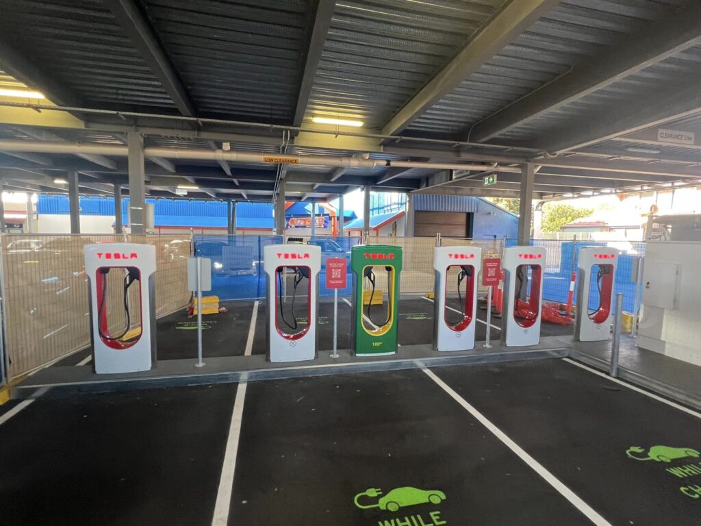 Tesla Australia Celebrates Achievement with 100th Supercharger Location, Highlights Green and Gold