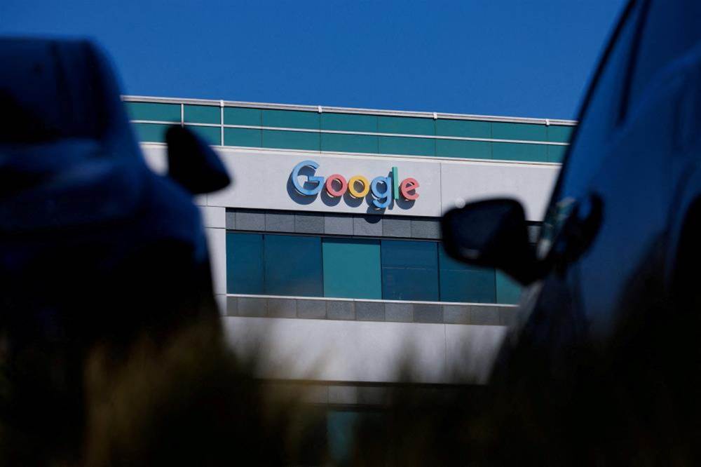 "Australia Set for Mobile Privacy Class Action Against Google, Trial Approaches"