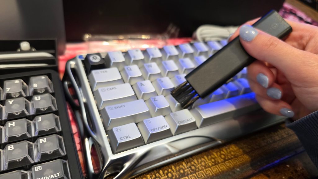 GravaStar Mercury V60 Pro Evaluation: Resilient as They Come, Produces a Dreamy Sound