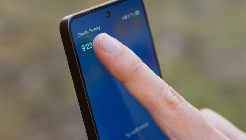 Australian Telcos Launch Short-term Disaster Roaming Just in Time for Summer